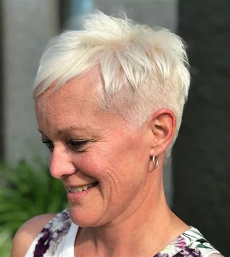 23 Best Pixie Haircuts For Older Women 2024 Trends Hairstyle Camp