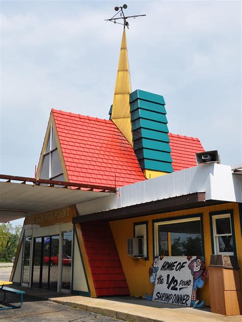 We would like to show you a description here but the site won't allow us. Golden Point Restaurants | RoadsideArchitecture.com