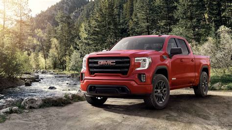 This a mild refresh that includes a new and larger grille that resembles the larger sierra trucks. 2021 GMC Sierra 1500 | Exterior Features | GMC Canada