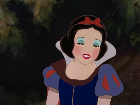 Disney Princess Photo Snow White S Soft Hearted Look Snow White Snow White Pictures Snow