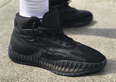 Adidas Yeezy Basketball Shoe Photos