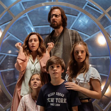 Crítica, 'Los Rodríguez y el más allá': Cine fantástico en familia - eCartelera