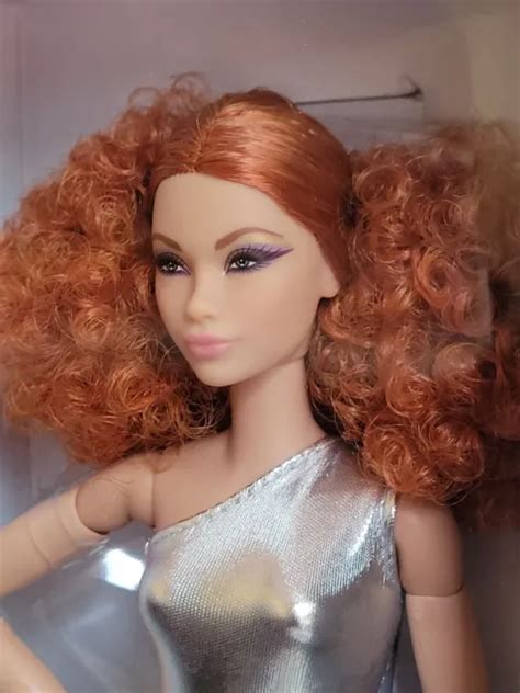 BARBIE SIGNATURE LOOKS Doll 11 Curly Red Hair Redhead Doll BRAND
