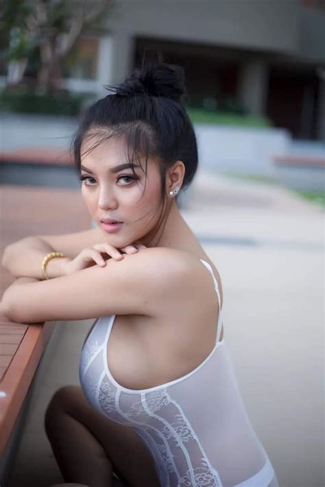 Tetona petite asiáticos Chicas desnudas y sus coños
