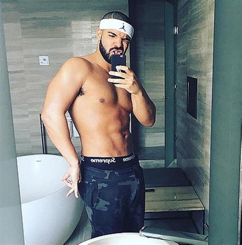 Drake S Shirtless Photo See The Instagram Post Billboard Billboard My