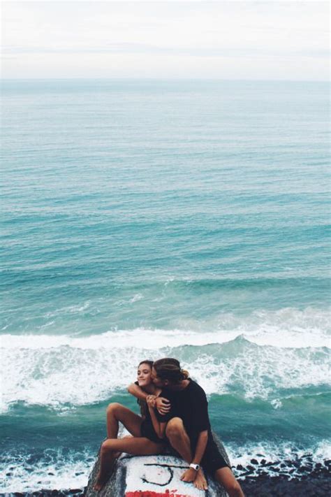 .love #kissing #taking care of your loved one #couples #couple #cosy #couple goals #relationships #relationship #relationship goals. tallulah surf´n´style #surfercouple | Photo, Surfing, Couples