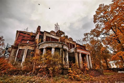 Abandoned Mansion In The Russian Town Of Zelenogorsk 1024 X 681 R