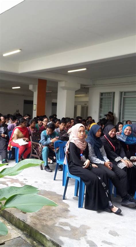Check spelling or type a new query. Kolej Tingkatan 6 Desa Mahkota - ranc-akbana