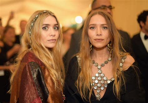 Mary Kate And Ashley Olsen Gave A Rare Interview About Why Theyre Discreet People Glamour