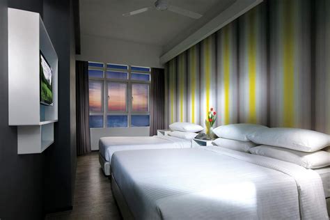 Looks like they love hotel stays like us and we had the standard deluxe room with a queen size bed. First World Hotel