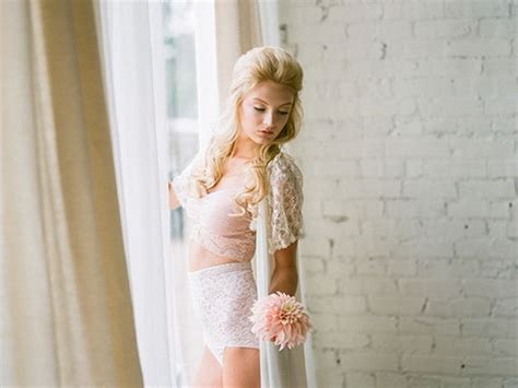 Should You Do A Bridal Boudoir Photo Shoot