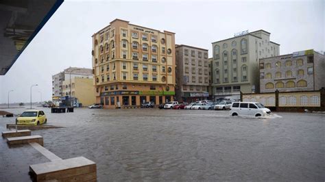 Cyclone Mekunu Kills Girl Of 12 In Oman Bbc News