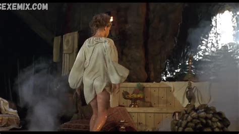 Katherine Heigl Shows Us Her Ass Scene In Prince Valiant