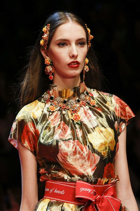 See Detail Photos For Dolce And Gabbana Spring 2018 Ready To Wear