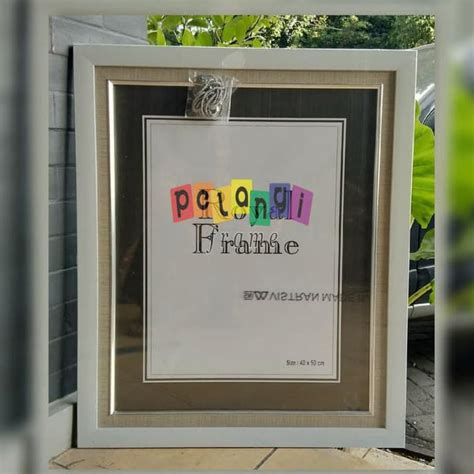 Pusat bingkai foto terlengkap & terpercaya temukan penawaran terbaik hanya di aneka bingkai online. bingkai foto / figura 20R / size (40x50cm) Linen minimalis ...