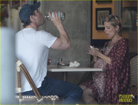 Chris Hemsworth And Elsa Pataky Enjoy A Pizza Lunch Date Photo 3067947