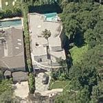 His career has been characterized by critical and popular success in his youth. Robert Downey, Jr.'s Home (former) in Los Angeles, CA - Virtual Globetrotting