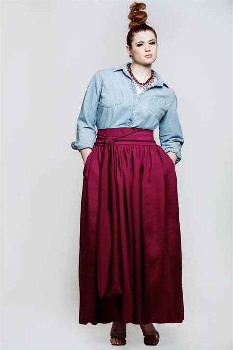 5 Ways To Wear A Plus Size Maxi Skirt