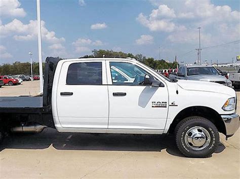 And you get this comforting strength with only a 3″ hole in the truck bed floor, the smallest of any convertible gooseneck hitch ball you can buy. 1 Ton HD 4X4 Crew Cab Flatbed Rental with Gooseneck Hitch ...