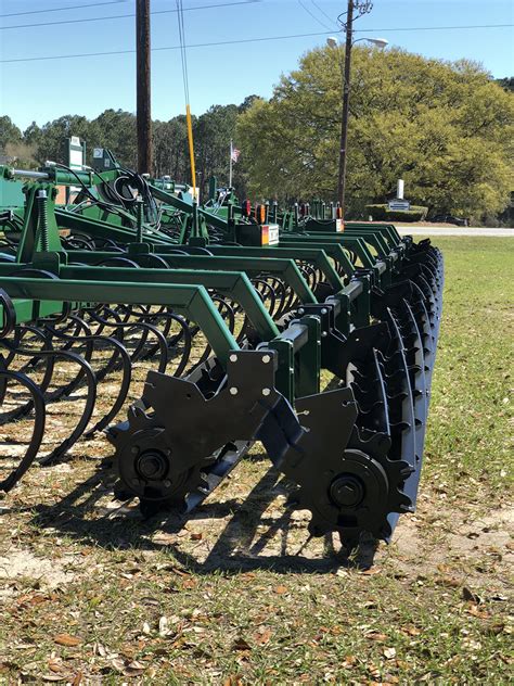 2100 Series Field Cultivator Kelley Manufacturing