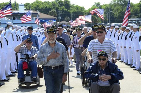 Dvids Images Wwii Veterans Gather For Final Uss Franklin Reunion