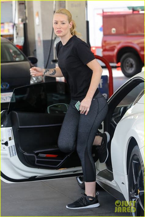 Iggy azalea is a 30 year old australian rapper. Iggy Azalea Removes Tattoo of Ex-Boyfriend A$AP Rocky ...