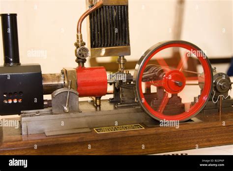 Model Single Cylinder Steam Engine Stirling Engine Stock Photo Alamy