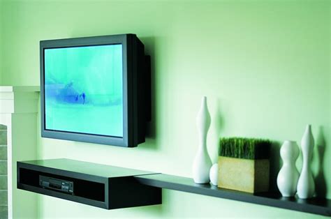 Hide cable verizon box behind tv on wall How to Hang a Panasonic Viera Flat Screen TV on the Wall ...