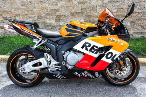 On the technical side, the repsol replica is identical to the base model, and sports the same premium class components. 2004 HONDA 1000 RR4 CBR REPSOL for Sale in Fort Wayne ...