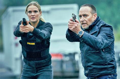 The series has been broadcast in countries worldwide. "Alarm für Cobra 11" lässt Autolobby und Umweltproteste ...