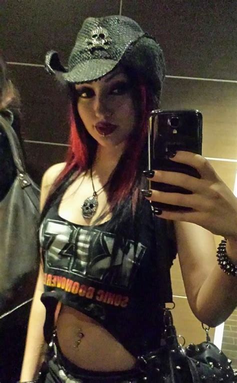 Dani Divines Top 10 Sexxxiest Selfie Gallery Hot Goth Girls Fashion