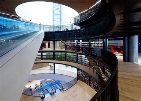 The Style Examiner Europes Biggest Library Opens In Birmingham Uk