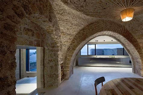 300 Year Old House Combines Authentic And Modern Architecture