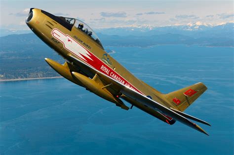 F 86 Sabre Jet Fighter Canadair Golden Hawks 2 Bomber Plane