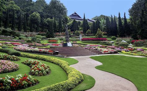 Around The World In 50 Amazing Gardens Gardens Of The World Amazing