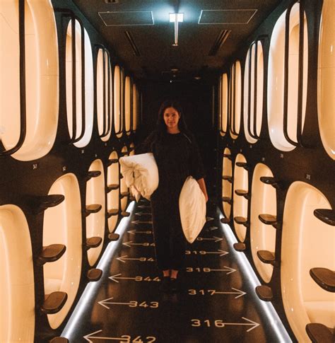 Whats Its Like To Stay In A Capsule Hotel Nine Hours Tokyo Keir Alexa