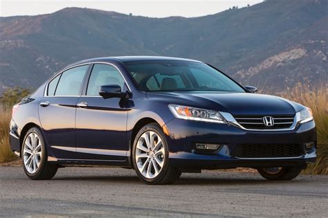 Used 2015 Honda Accord Sedan Pricing And Features Edmunds