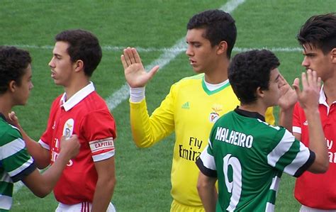 Disfruta de las alternativas del fútbol joven, el fútbol femenino y el futsal, en el portal más completo del fútbol nacional. CAMPEONATO NACIONAL DE JUVENIS»» Segunda fase já tem ...