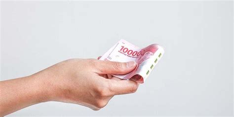 Check spelling or type a new query. Uang Kertas Menyebarkan Virus Corona, Benarkah?