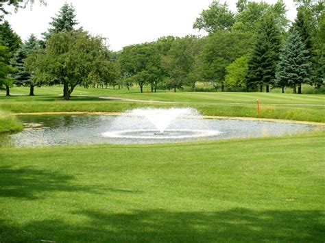 Riverbank South Lyon Michigan Golf Course Information And Reviews