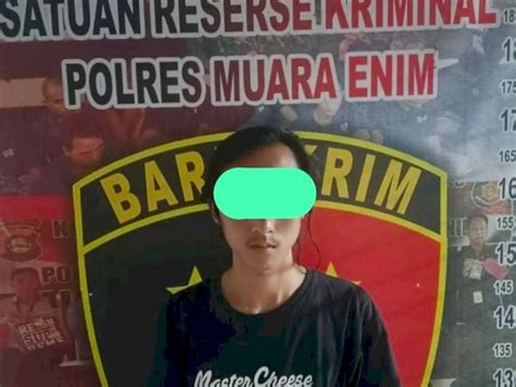 Nafsu Setan Tak Dilayani Pemuda Pengangguran Sebar Foto Bugil Mantan