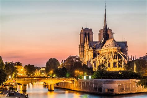 Address, phone number, notre dame cathedral reviews: Notre-Dame de Paris - Legendarisk katedral i centrala ...