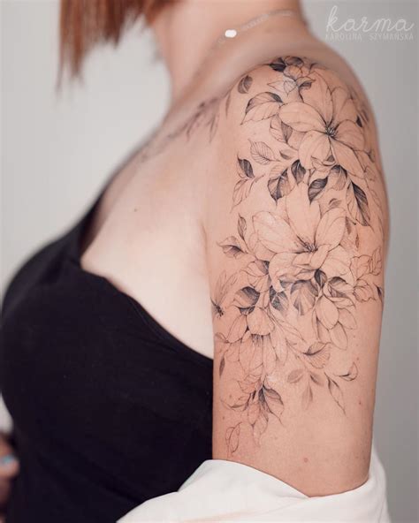 Karolina Szymańska Karolinaszymanskatattoo • Instagram Photos And Videos In 2022 Upper Arm