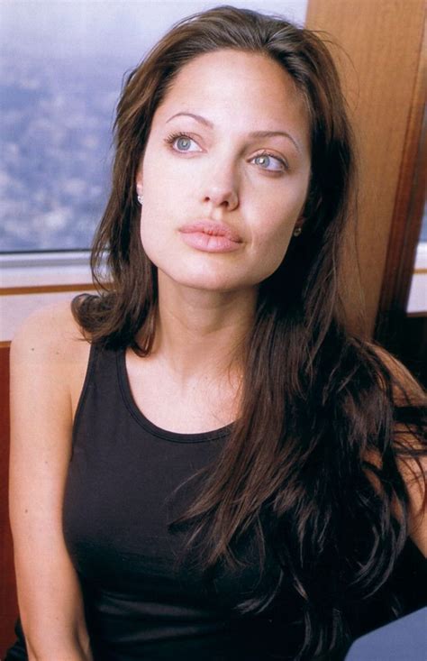 Review Of Angelina Jolie Young Wallpaper 2023