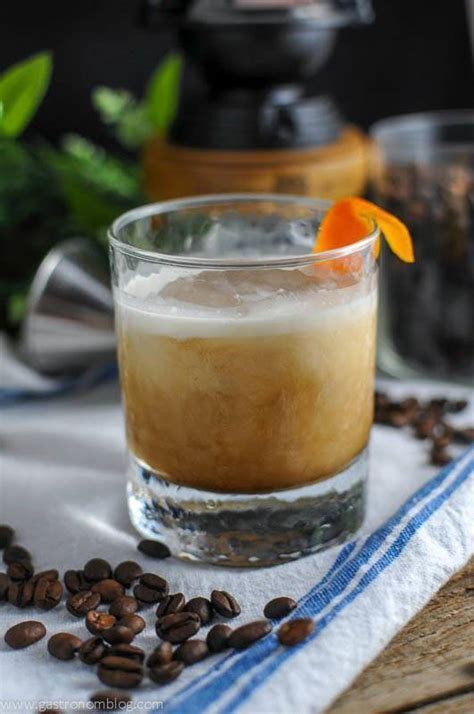 One of the web's largest collections of triple sec cocktail recipes, with a list of the most popular drink recipes in this section. 10 Best Triple Sec Bourbon Drinks Recipes