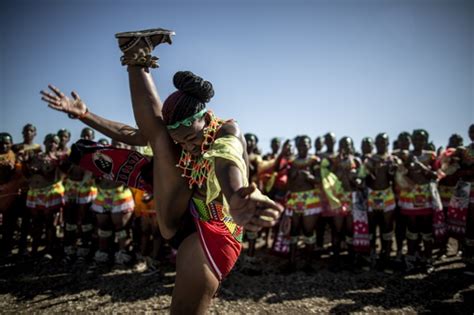 South African Maidens Perform Annual Reed Dance In Pictures