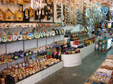 Membeli belah di zon bebas cukai sememangnya berbaloi kerana tempat ini biasanya menawarkan harga yang murah daripada biasa. 4 'Pulau Bebas Cukai' Di Malaysia Untuk Kaki Shopping ...