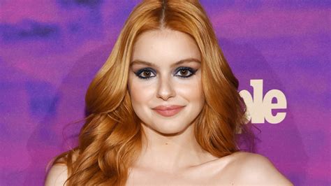 Ariel Winter Revealed Her Freckles In The Cutest Makeup Free Photos