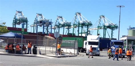 Teamsters Shut Down Truckers Strike At Southern California Ports