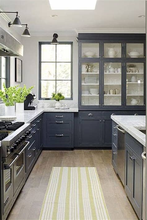 There's a small, french grey accent that surrounds the crisp white foundation. 66 Gray Kitchen Design Ideas - Decoholic